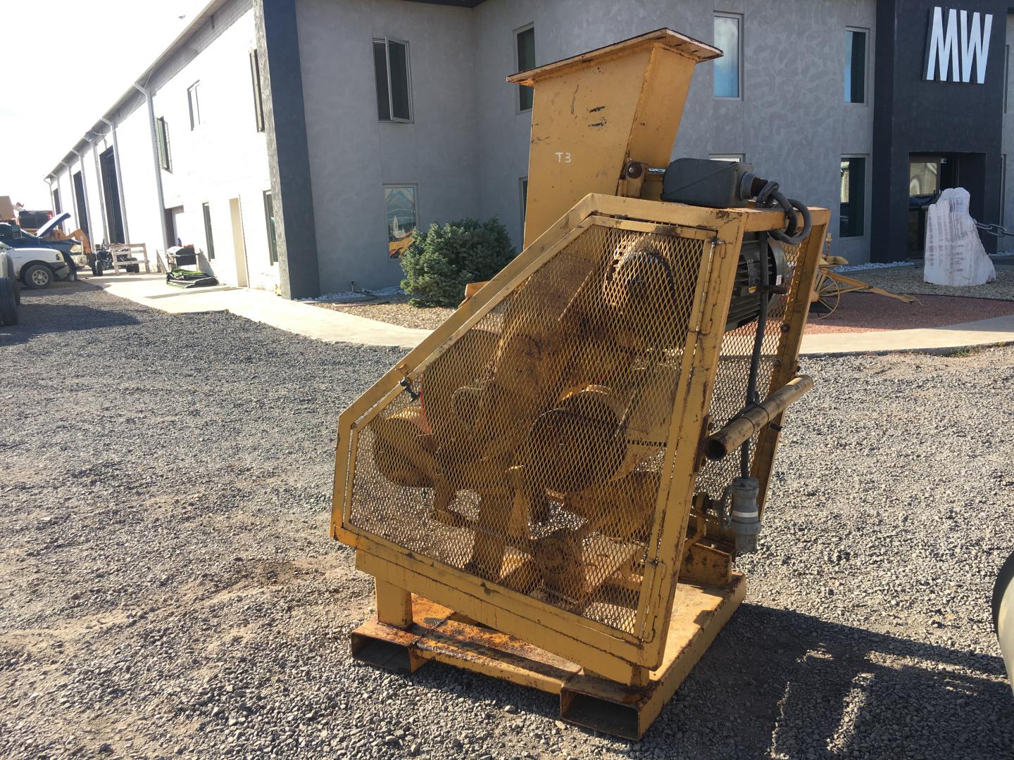 ./imagenes/INVOICE/2019/17245/DISPERSOR DE FERTILIZANTE (1).JPG